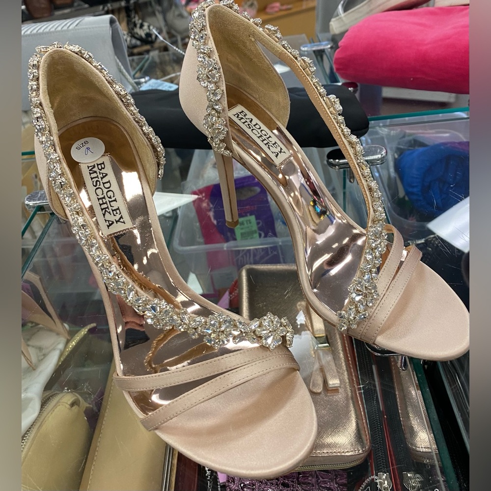 GORGEOUS Womens EUC Badgley Mischka Voletta Crystal Embellished Stiletto Sandals - Picture 6 of 16